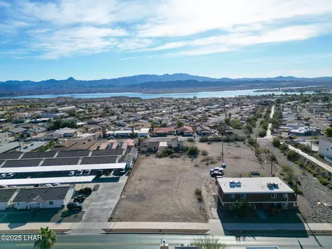 2054 Swanson Ave, Lake Havasu City, AZ 86403
