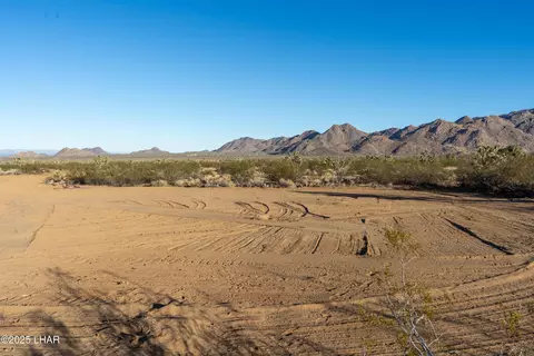lot1 Edith Dr, Yucca, AZ 86438