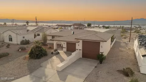 1535 Neptune Dr, Lake Havasu City, AZ 86404
