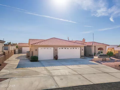 1830 Felicidad Dr, Lake Havasu City, AZ 86404