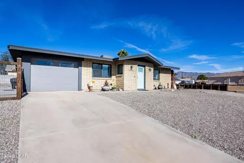 1550 Navigator Dr, Lake Havasu City, AZ 86404