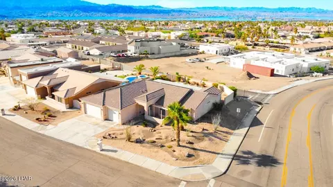 791 Powder Dr, Lake Havasu City, AZ 86406
