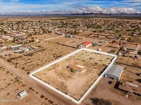 5330 S Calle Del Media, Fort Mohave, AZ 86426