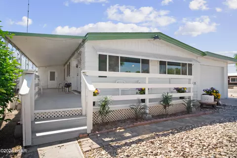 8135 S Smoketree Ln, Mohave Valley, AZ 86440