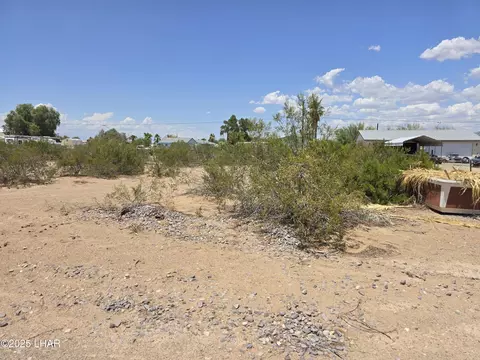 5415 Apache Dr, Topock, AZ 86436 photo 4