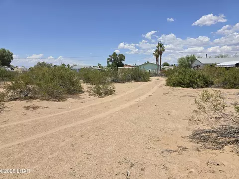 5415 Apache Dr, Topock, AZ 86436 photo 3