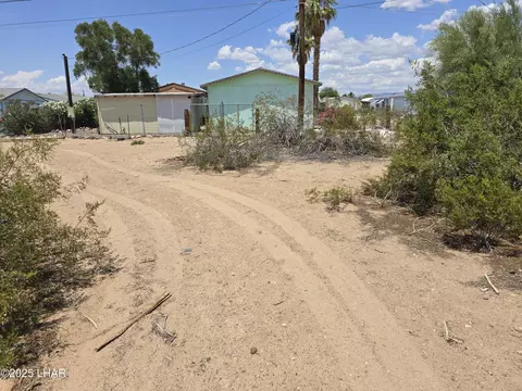 5415 Apache Dr, Topock, AZ 86436 photo 5