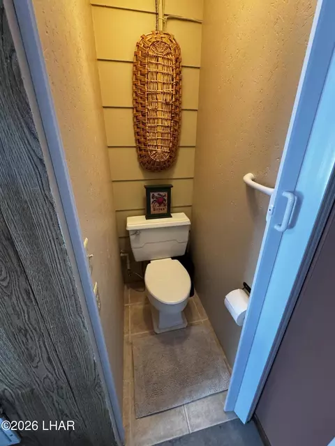 Bath - 27870 Frame Ave, Bouse, AZ 85325 photo 2 of 2