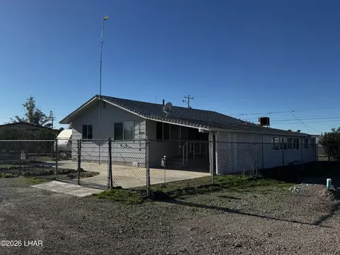 27870 Frame Ave, Bouse, AZ 85325