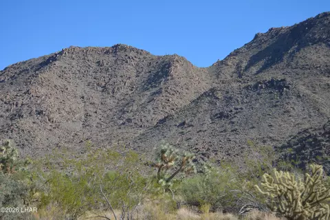 2279 E Margaret Dr, Yucca, AZ 86438 photo 2