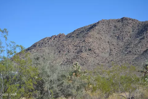 2279 E Margaret Dr, Yucca, AZ 86438