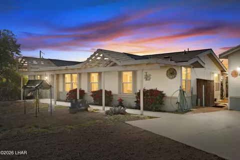 5655 S Antelope Dr, Fort Mohave, AZ 86426