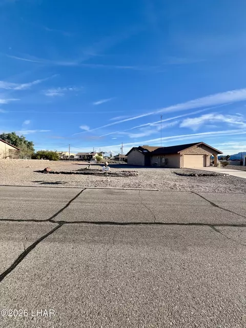3720 Monterey Dr, Lake Havasu City, AZ 86406