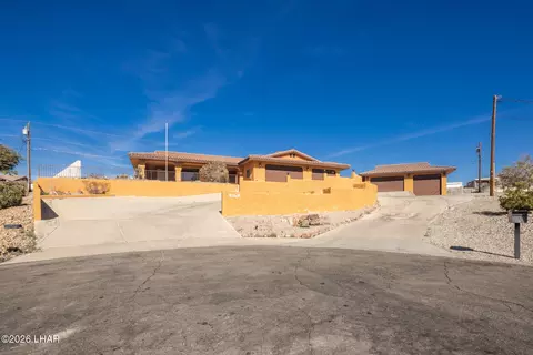 2521 Birchett Ln, Lake Havasu City, AZ 86404