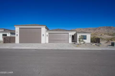 7977 Plaza De La Luna, Lake Havasu City, AZ 86406