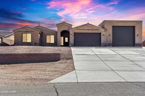 3860 Mcculloch Pl, Lake Havasu City, AZ 86406