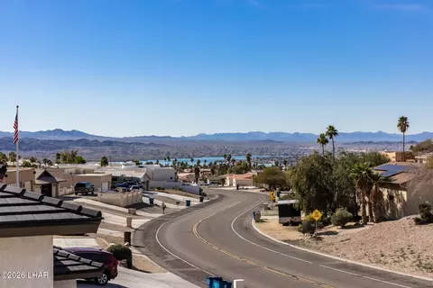 2708 Saratoga Ave, Lake Havasu City, AZ 86406