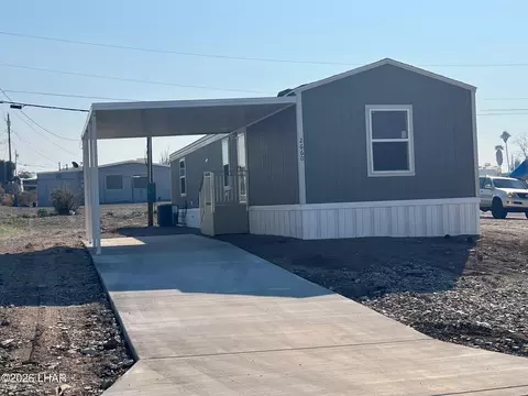 2660 Laverne Dr, Lake Havasu City, AZ 86404