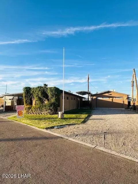 31689 Carefree Dr, Parker, AZ 85344