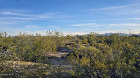lot20 S Lawton Rd, Yucca, AZ 86438