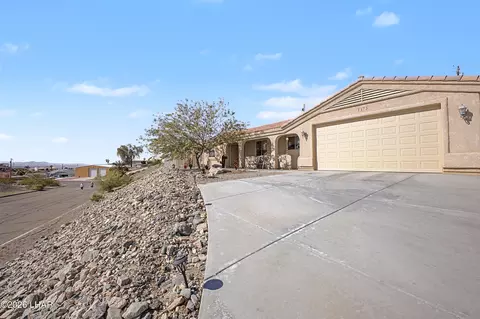 3175 Crestview Dr, Lake Havasu City, AZ 86404