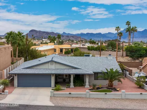 2866 Swanee Ln, Lake Havasu City, AZ 86406