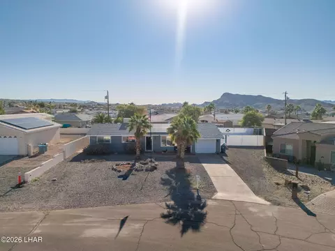 2860 Indian Springs Dr, Lake Havasu City, AZ 86406