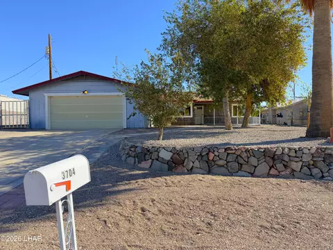 3704 Garnet Cir, Lake Havasu City, AZ 86404