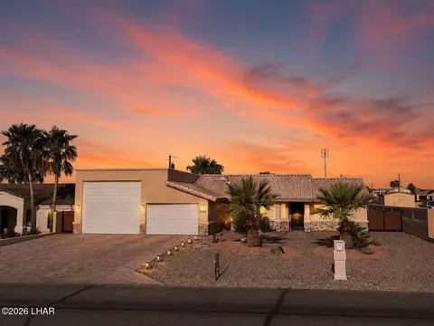 3281 Sheik Dr, Lake Havasu City, AZ 86404