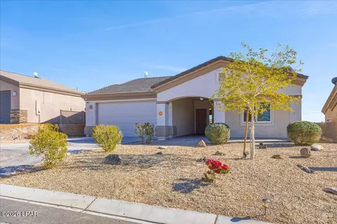 2744 Wilderness Ln, Bullhead City, AZ 86442