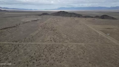 000 E Mountain Meadow Rd, Kingman, AZ 86409 photo 3