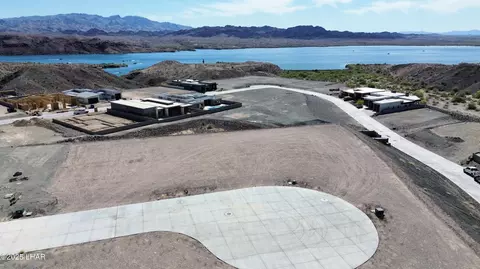 2402 Dry Creek Ct, Lake Havasu City, AZ 86406