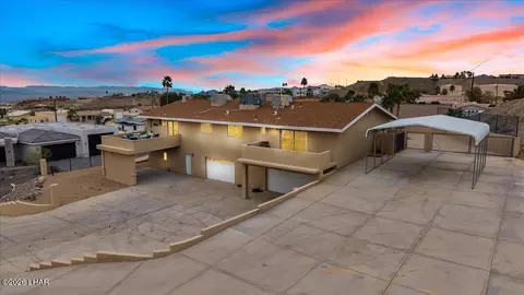 3680 Kicking Horse Dr, Lake Havasu City, AZ 86404