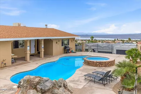 3680 Kicking Horse Dr, Lake Havasu City, AZ 86404