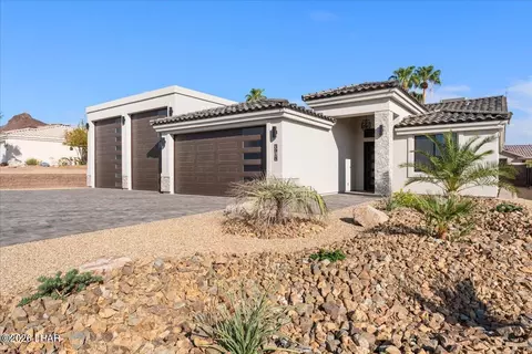 3918 Lunar Dr, Lake Havasu City, AZ 86406