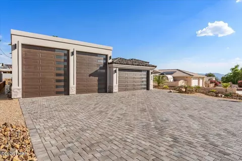 3918 Lunar Dr, Lake Havasu City, AZ 86406