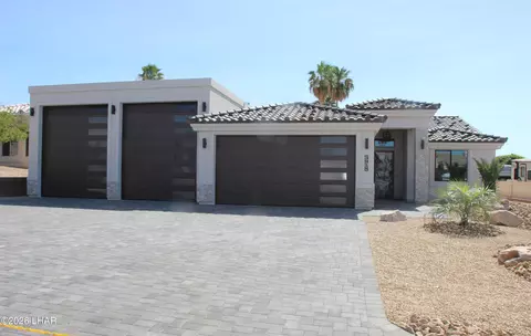 3918 Lunar Dr, Lake Havasu City, AZ 86406