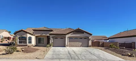 3882 Surrey Hills Ln, Lake Havasu City, AZ 86404