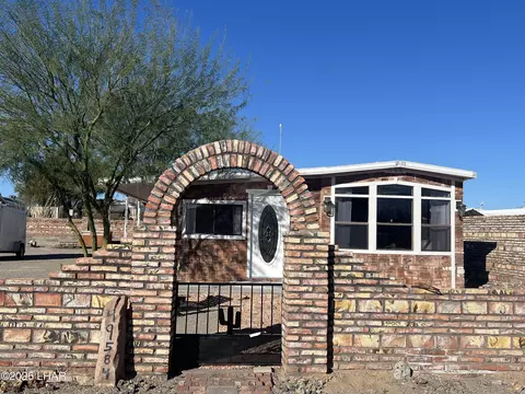 49584 Opal Ave, Quartzsite, AZ 85346