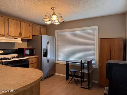 Kitchen - 315 E Main St #7, Quartzsite, AZ 85346 photo 1 of 2