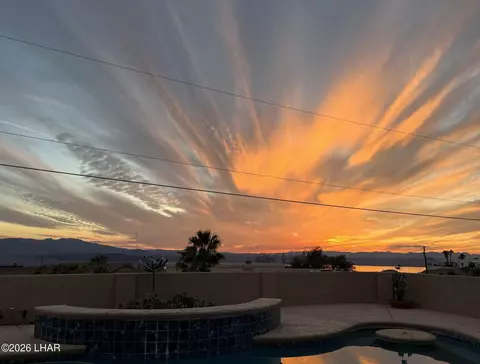 3344 Crestwind Dr, Lake Havasu City, AZ 86404