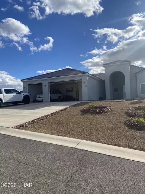 2132 E Oasis Ln, Fort Mohave, AZ 86426