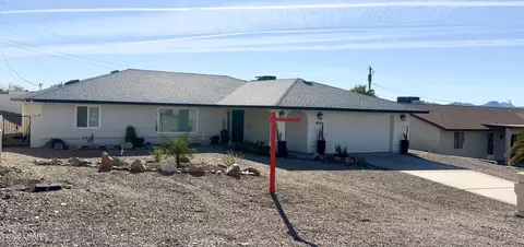 3878 Bear Dr, Lake Havasu City, AZ 86406