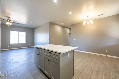 Kitchen - 1665 E Potter Ave, Kingman, AZ 86409 photo 9 of 10