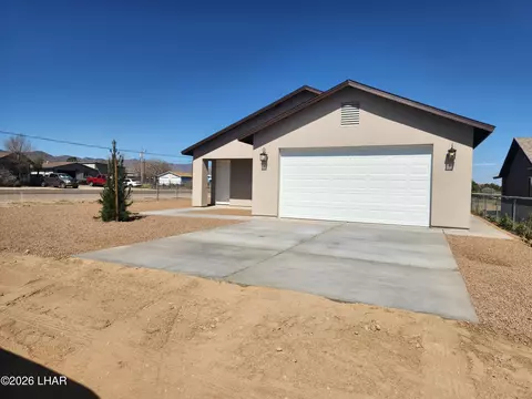 Exterior - 1665 E Potter Ave, Kingman, AZ 86409 photo 2 of 8
