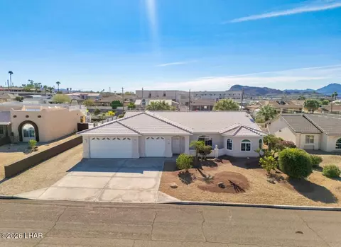 2960 War Eagle Dr, Lake Havasu City, AZ 86406