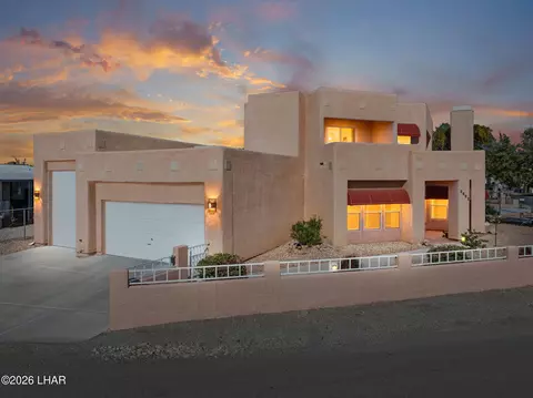 2682 Camino Del Rio Dr, Bullhead City, AZ 86442