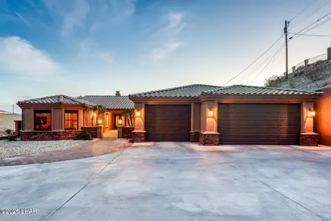 3571 Kicking Horse Dr, Lake Havasu City, AZ 86404