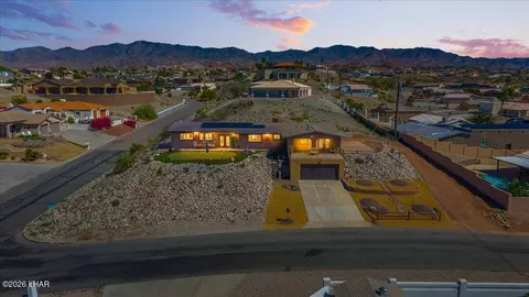 810 Phoenix Dr, Lake Havasu City, AZ 86404