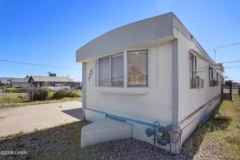 468 Harbor Dr, Bullhead City, AZ 86442